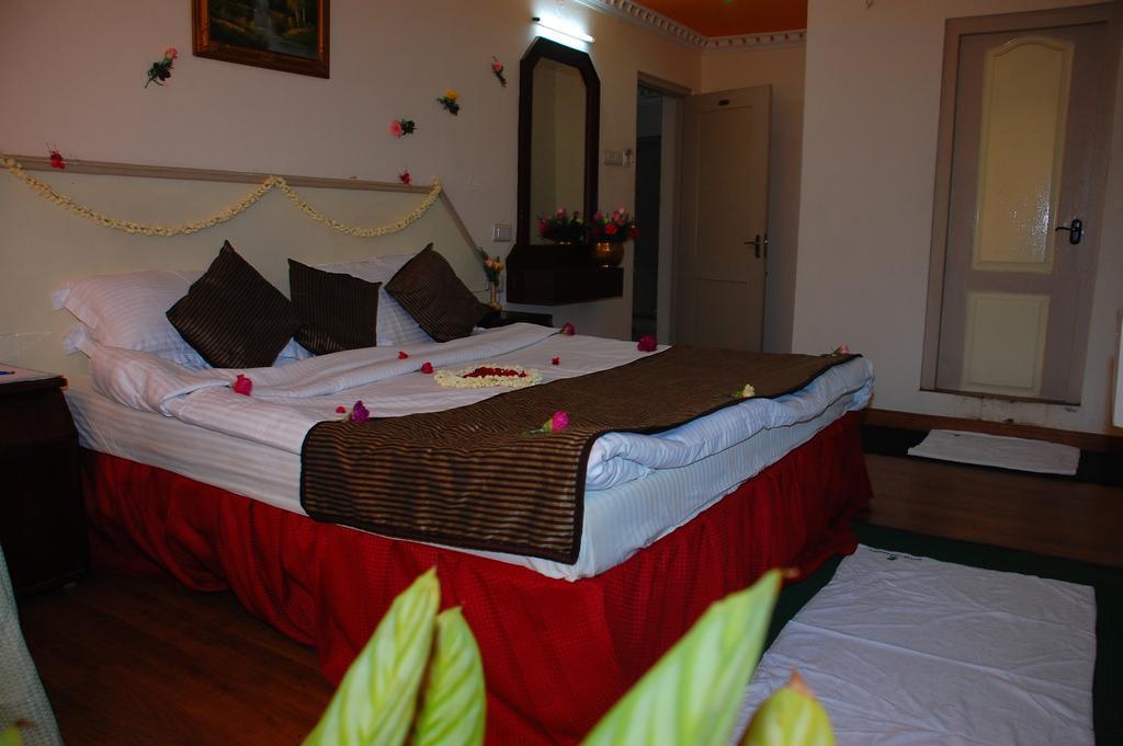 Hotel Gurupriya Kodaikanal Room photo