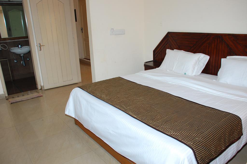 Hotel Gurupriya Kodaikanal Room photo